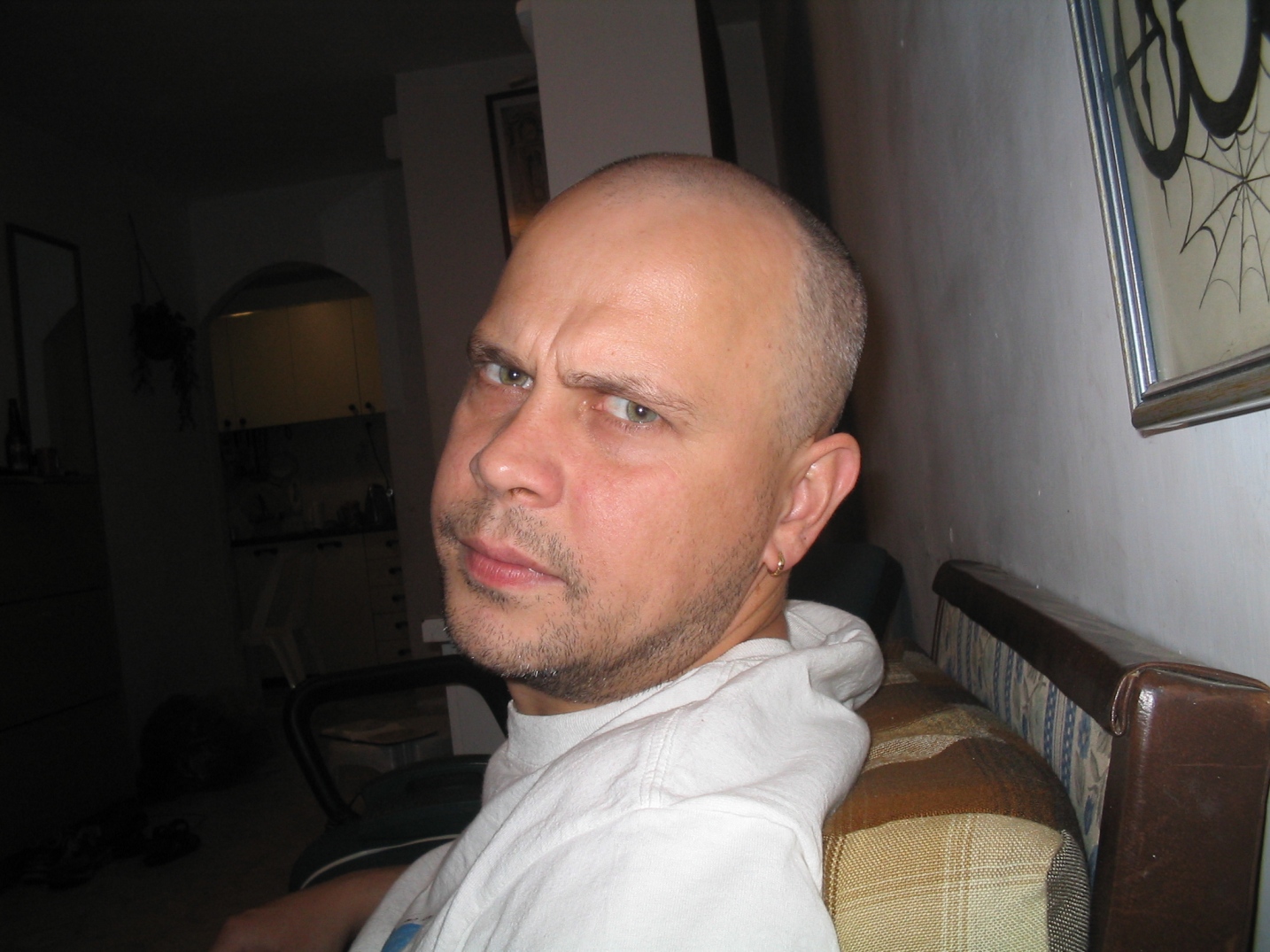 april05_09
