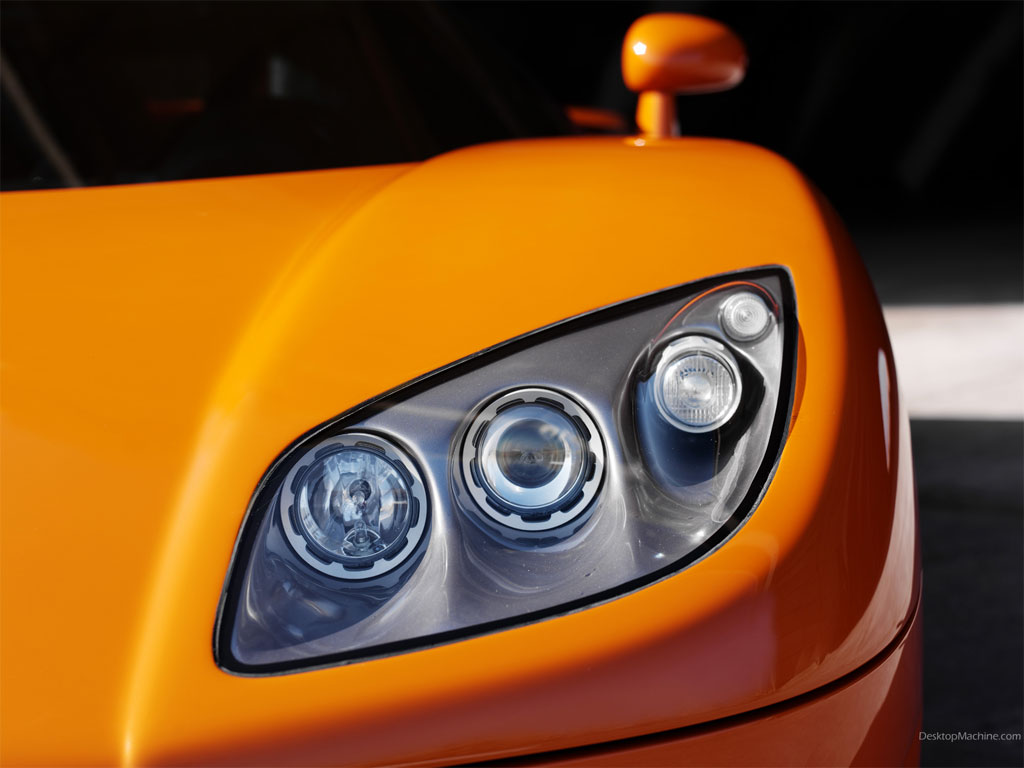 koenigsegg_ccr_15-1024