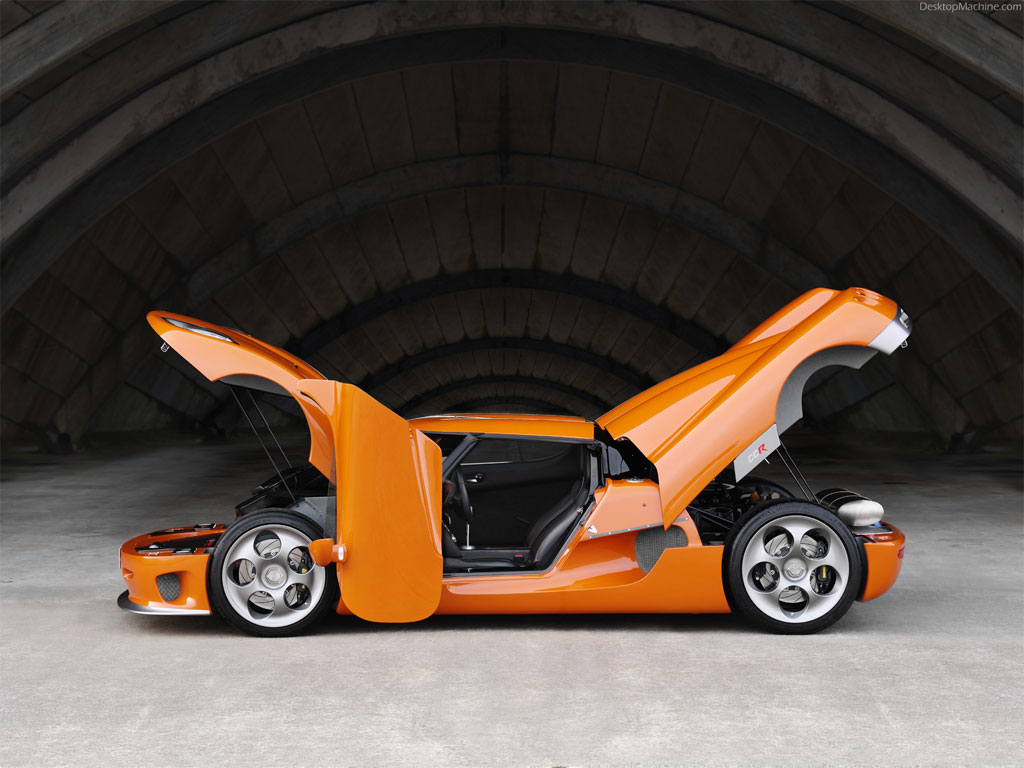koenigsegg_ccr_16-1024