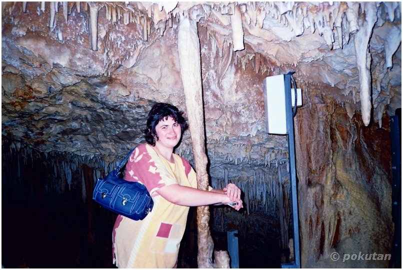 cave08